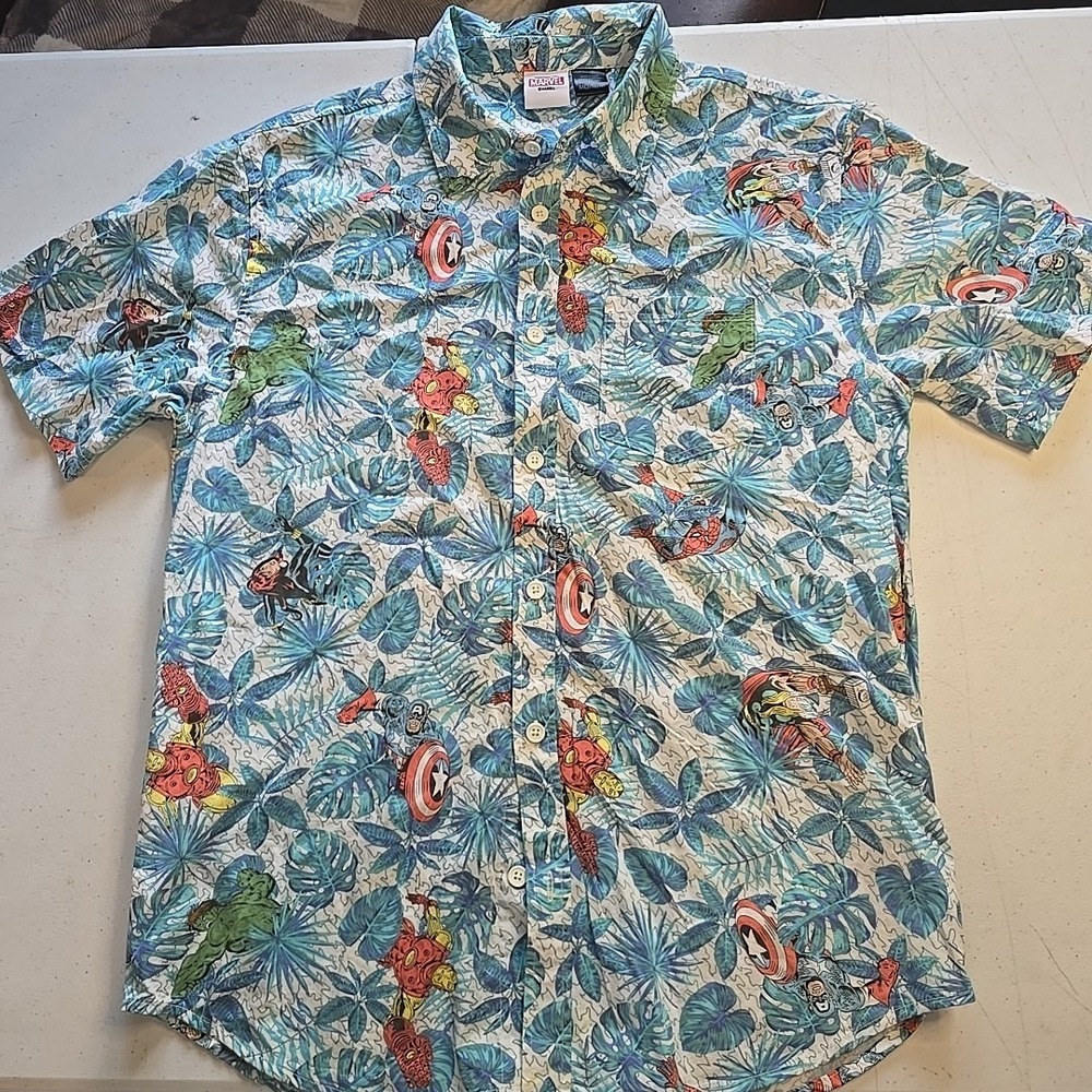 MARVEL Superheroes Men's Size Medium M Blue Hawaiian Shirt Spider-Man Hulk Aloha